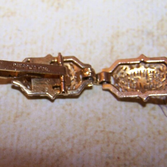 Art Deco 14K Gold Carved Carnelian Flower Filigree Link Bracelet - 7" Long - Picture 8 of 8